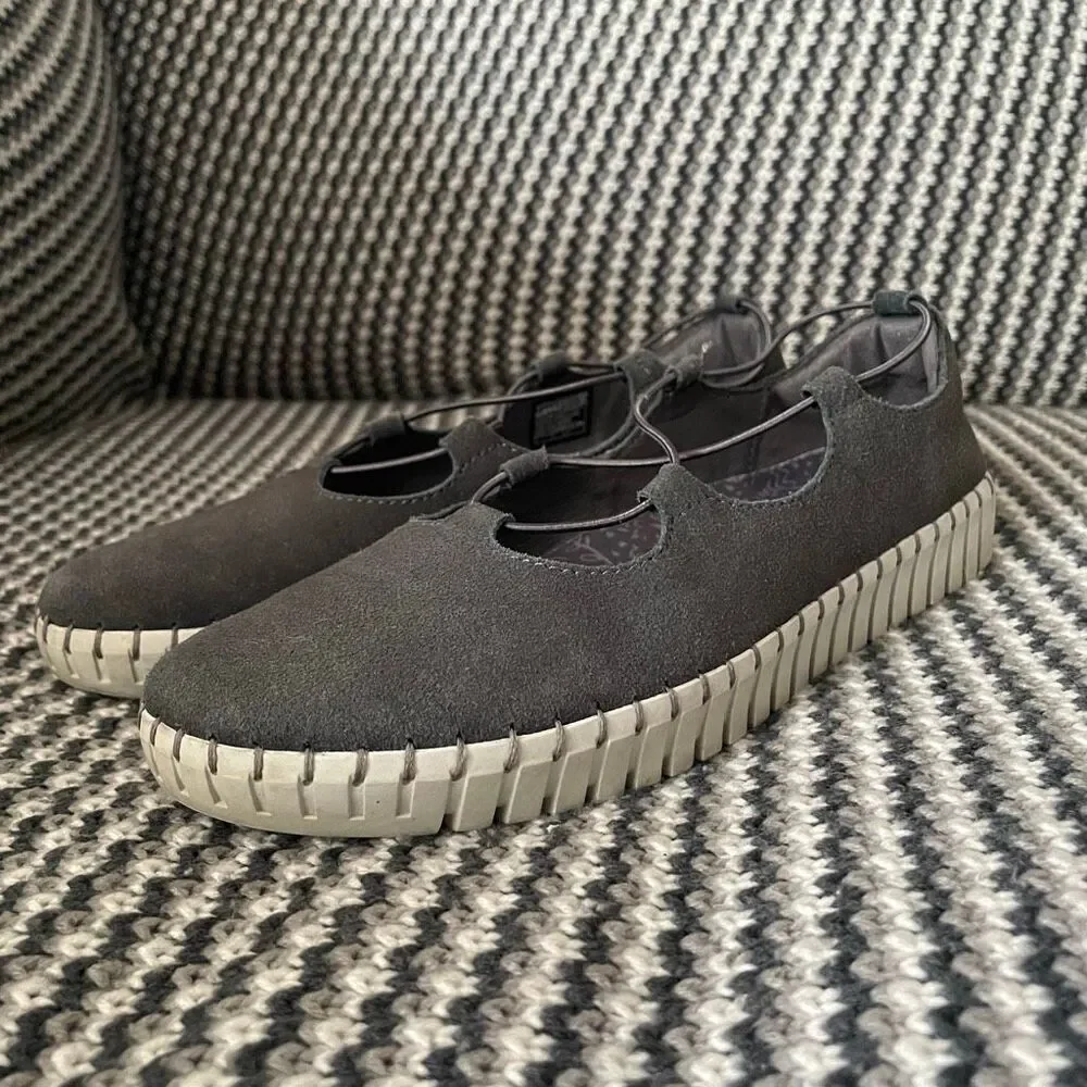 Skechers Sepulveda Blvd slip-on sneakers Women’s shoe size 7.5